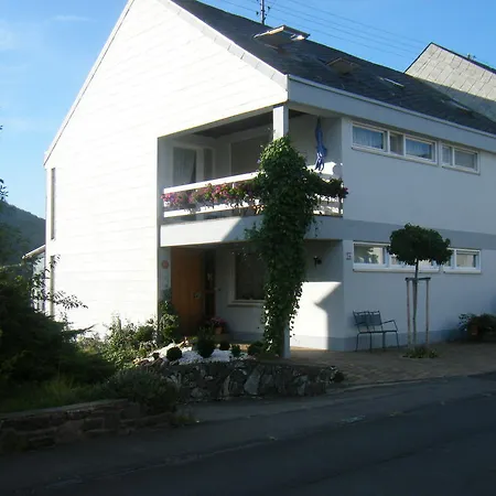 M. Lemmermeyer Apartment Neumagen-Dhron